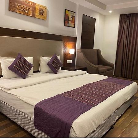 Hotel Le Roi Near New Delhi Railway Station Ngoại thất bức ảnh