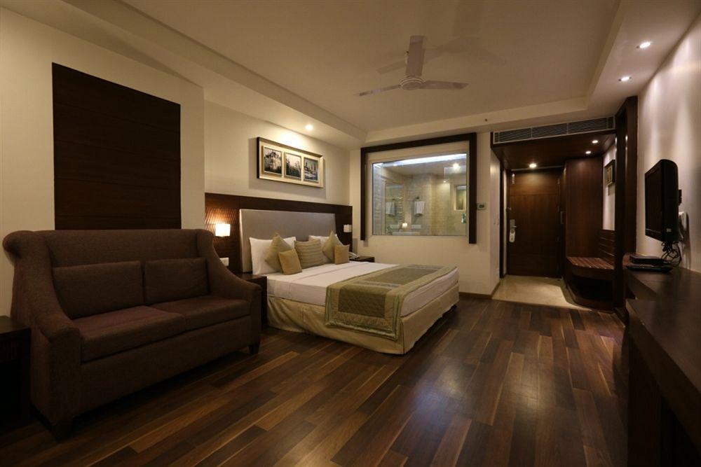 Hotel Le Roi Near New Delhi Railway Station Ngoại thất bức ảnh