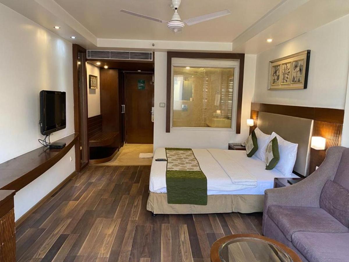 Hotel Le Roi Near New Delhi Railway Station Ngoại thất bức ảnh