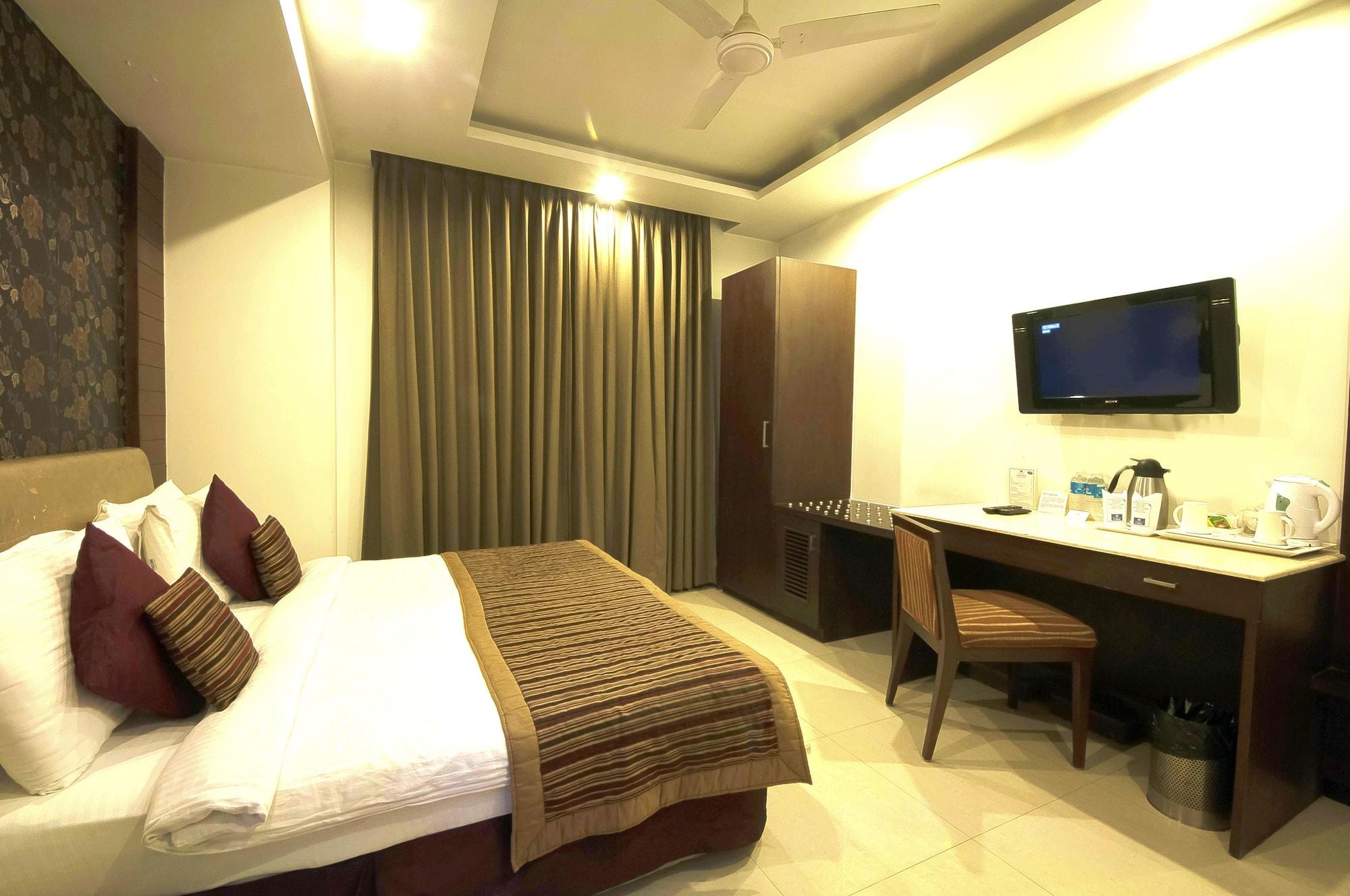 Hotel Le Roi Near New Delhi Railway Station Ngoại thất bức ảnh