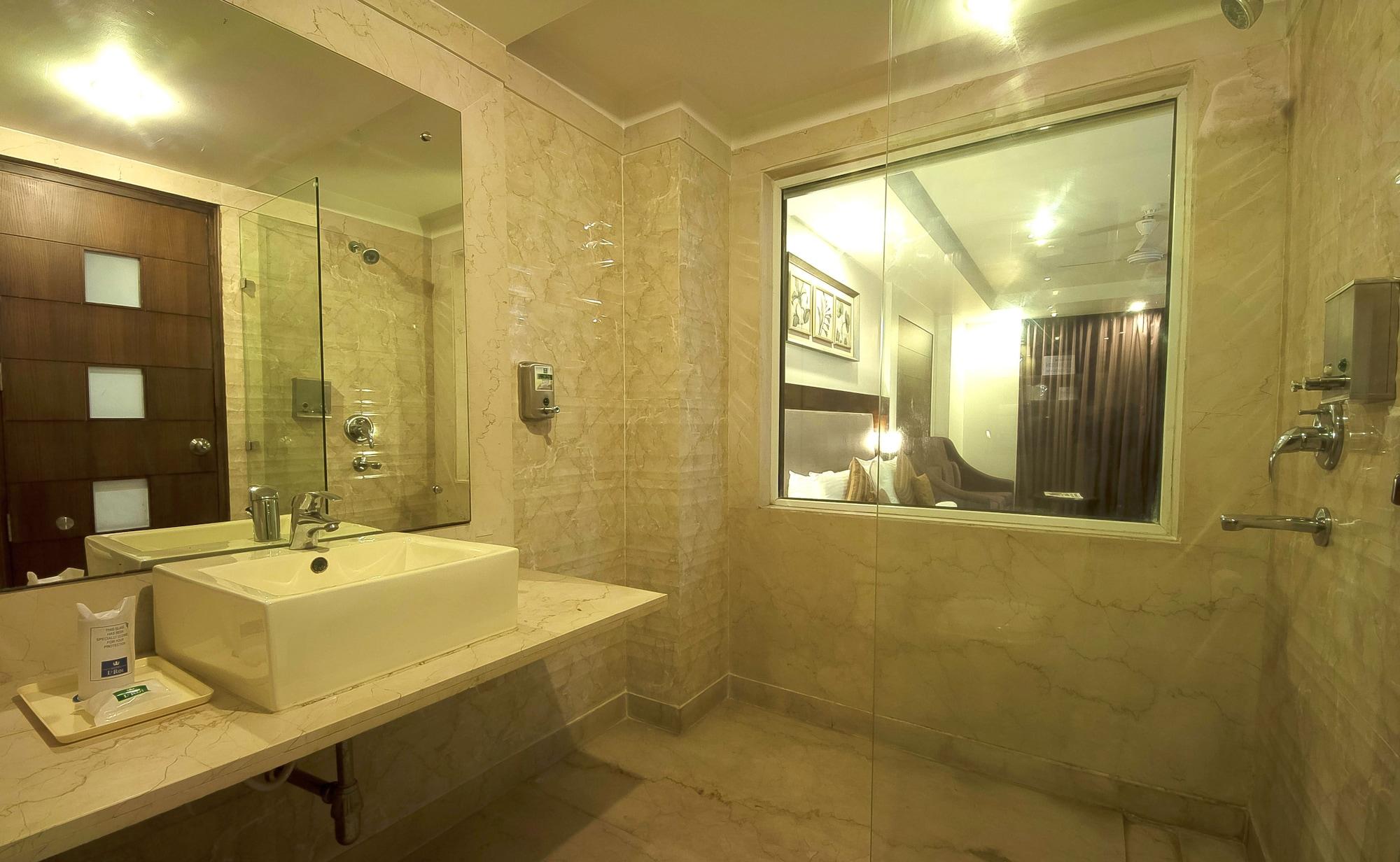 Hotel Le Roi Near New Delhi Railway Station Ngoại thất bức ảnh