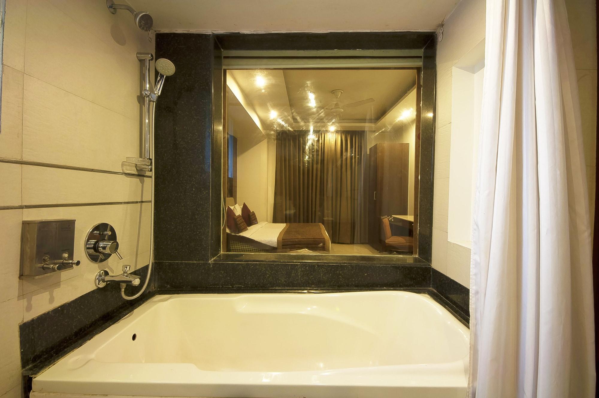 Hotel Le Roi Near New Delhi Railway Station Ngoại thất bức ảnh