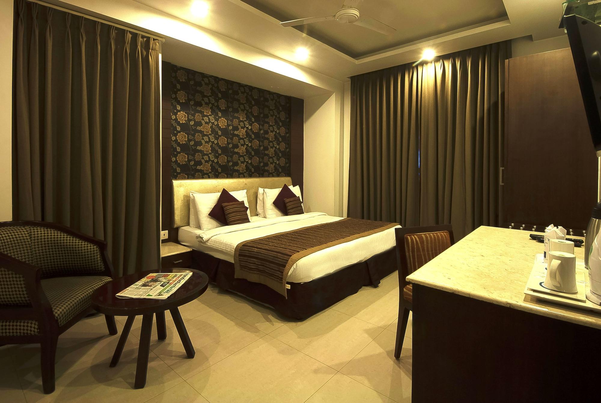 Hotel Le Roi Near New Delhi Railway Station Ngoại thất bức ảnh