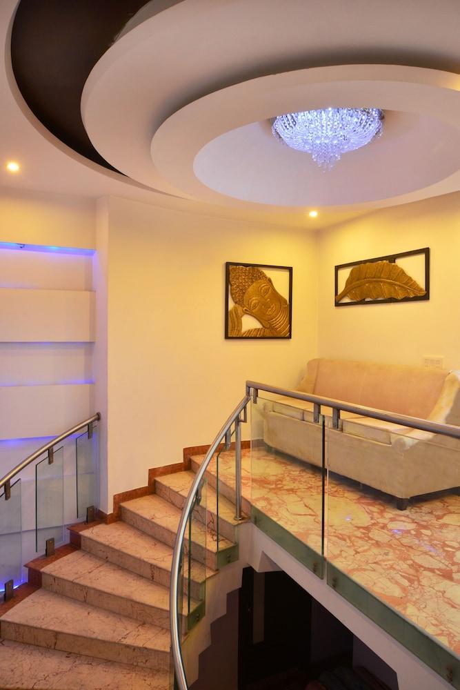 Hotel Le Roi Near New Delhi Railway Station Ngoại thất bức ảnh