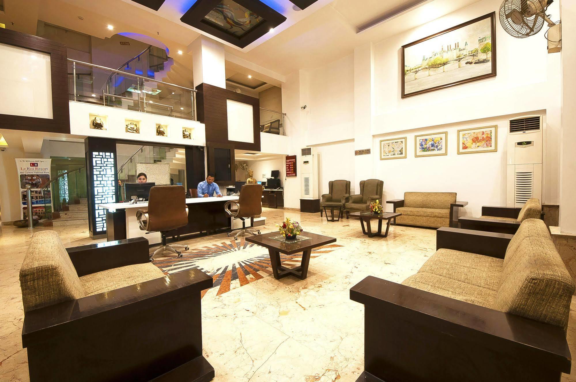 Hotel Le Roi Near New Delhi Railway Station Ngoại thất bức ảnh