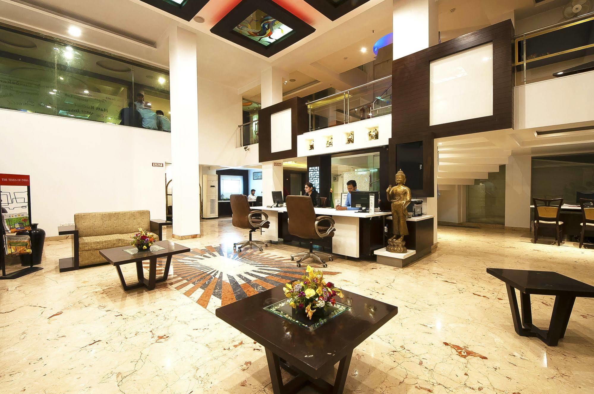 Hotel Le Roi Near New Delhi Railway Station Ngoại thất bức ảnh