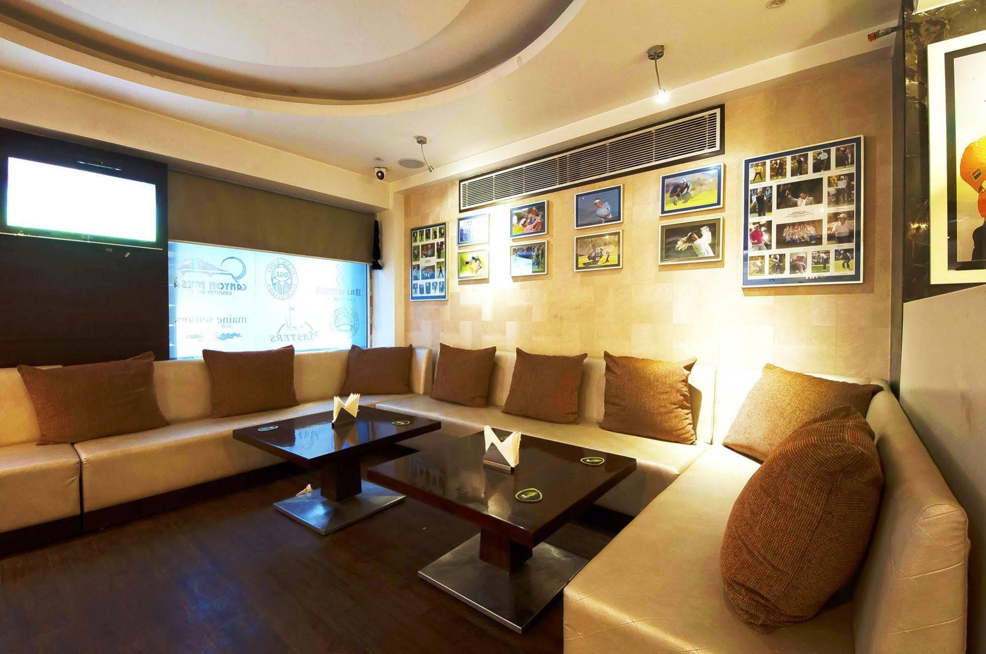 Hotel Le Roi Near New Delhi Railway Station Ngoại thất bức ảnh